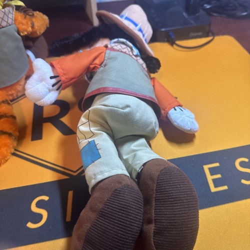Disneyland Safari/Explorer Goofy And Tiger 12" Plush Vintage - Picture 5 of 6