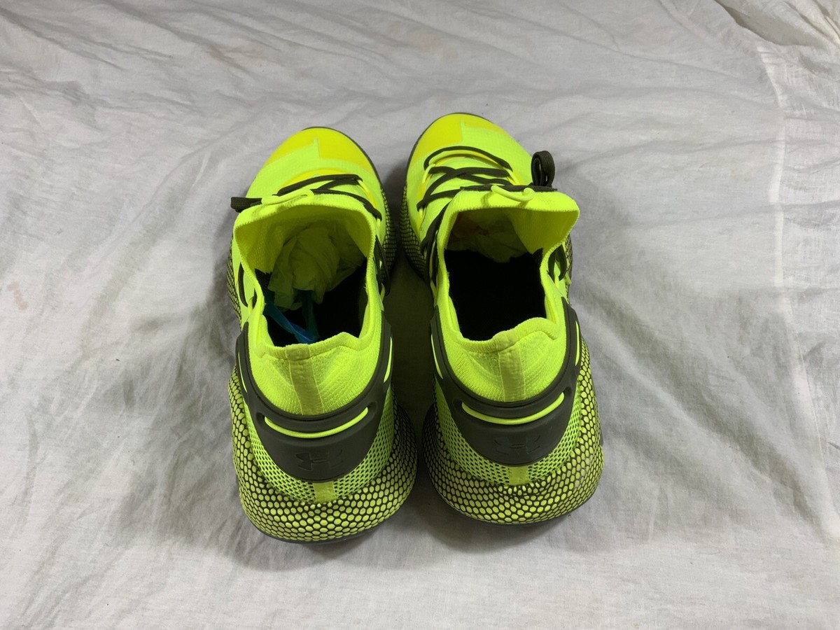 UNDER ARMOUR CURRY 6 'COY FISH' NEON YELLOW RARE COLLECTORS UNDER ARMOUR CURRY 6 'COY FISH' NEON YELLOW RARE COLLECTORS