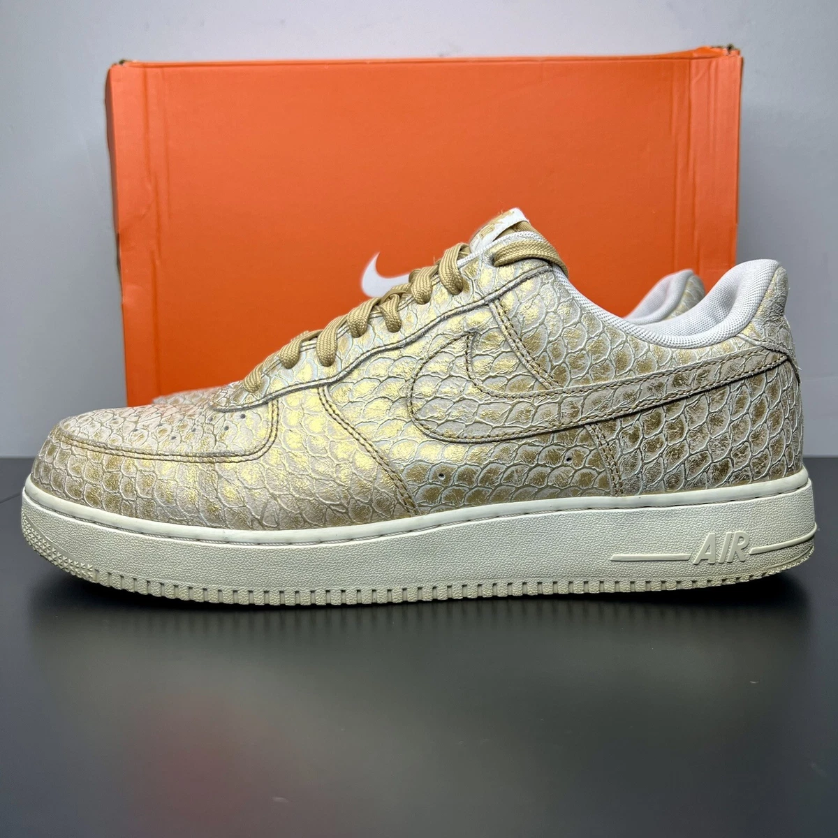 Nike air best sale force 1 scales