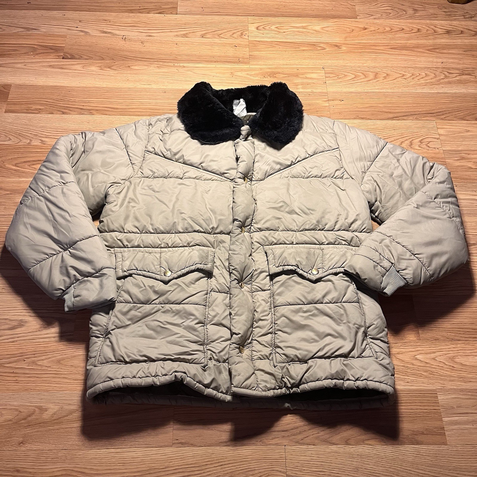 Vintage Walls Blizzard-Pruf  Puffer Jacket Sherpa Fur Collar Tan Made in USA