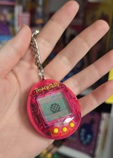 VTG 1997 Tamagotchi Original Bandai PINK Virtual Pet Toy Works W/batteries