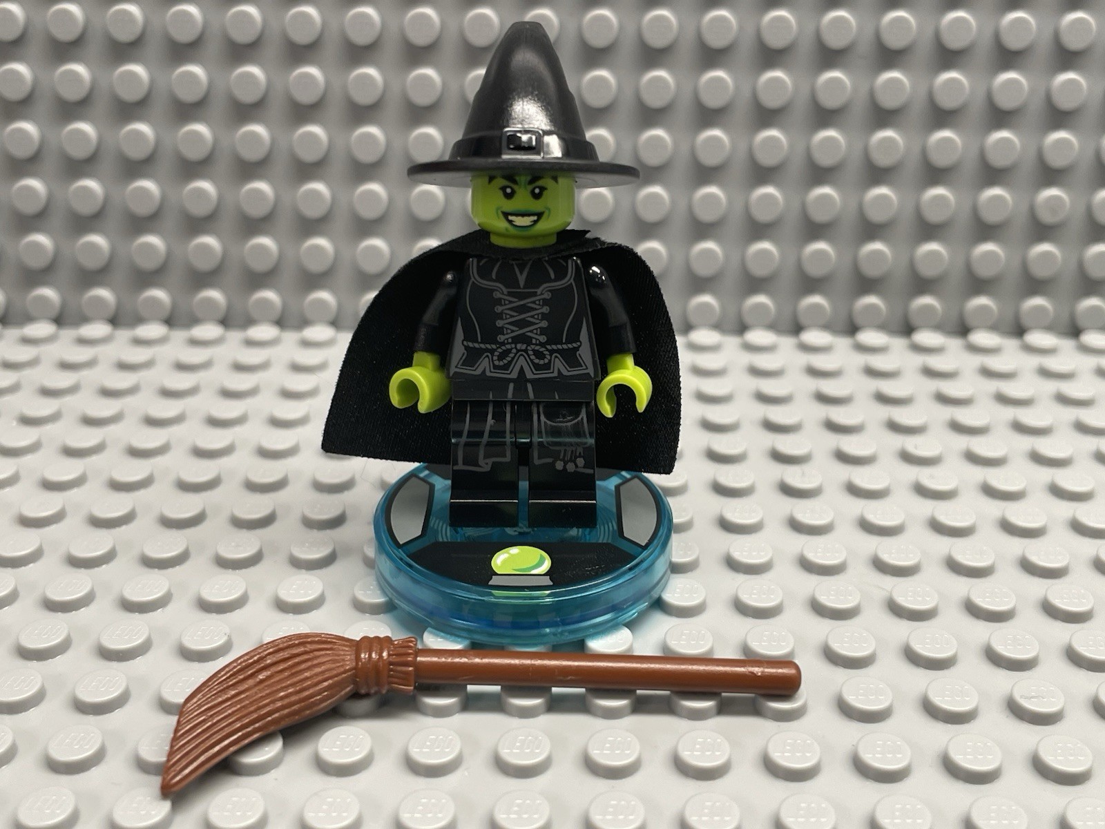 LEGO. Dimensions. Wicked Witch (dim005). Used.