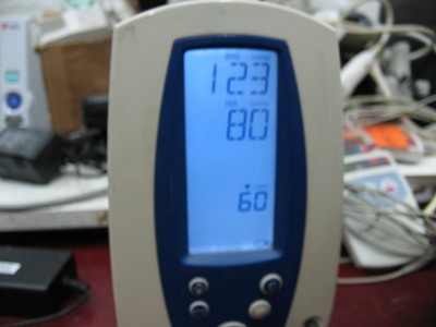 WELCH ALLYN 4200 BP ONLY SPOT VITAL SIGNS MONITOR WITH ACCESSORIES & BATTERY