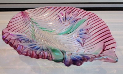 STUDIO NOVA SMALL LEAF  CANDY DISH PINK BLUE AND GREEN DESIGN 10.5 BY 8 INCHES