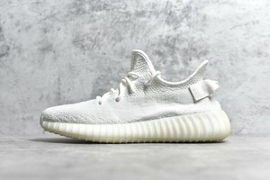 Sole turns blue on Yeezy 350 Static Reflective from Tony