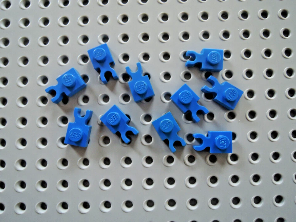 Lego 10 x Platte 1x1 Clip waagerecht  4085   1x1   blau - Bild 1 von 1