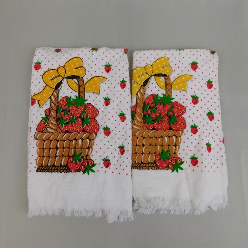 Set 2 Vintage MCM Strawberry Basket RTC Fringe Cotton Kitchen Tea Towels #3627