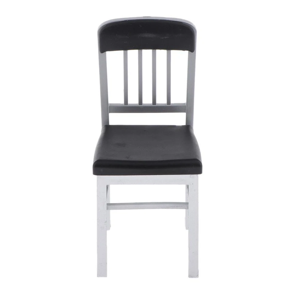 1/6 Mini Chair Sedia in metallo Modello fai-da-te Mobili per casa delle bambole - Immagine 2 di 4