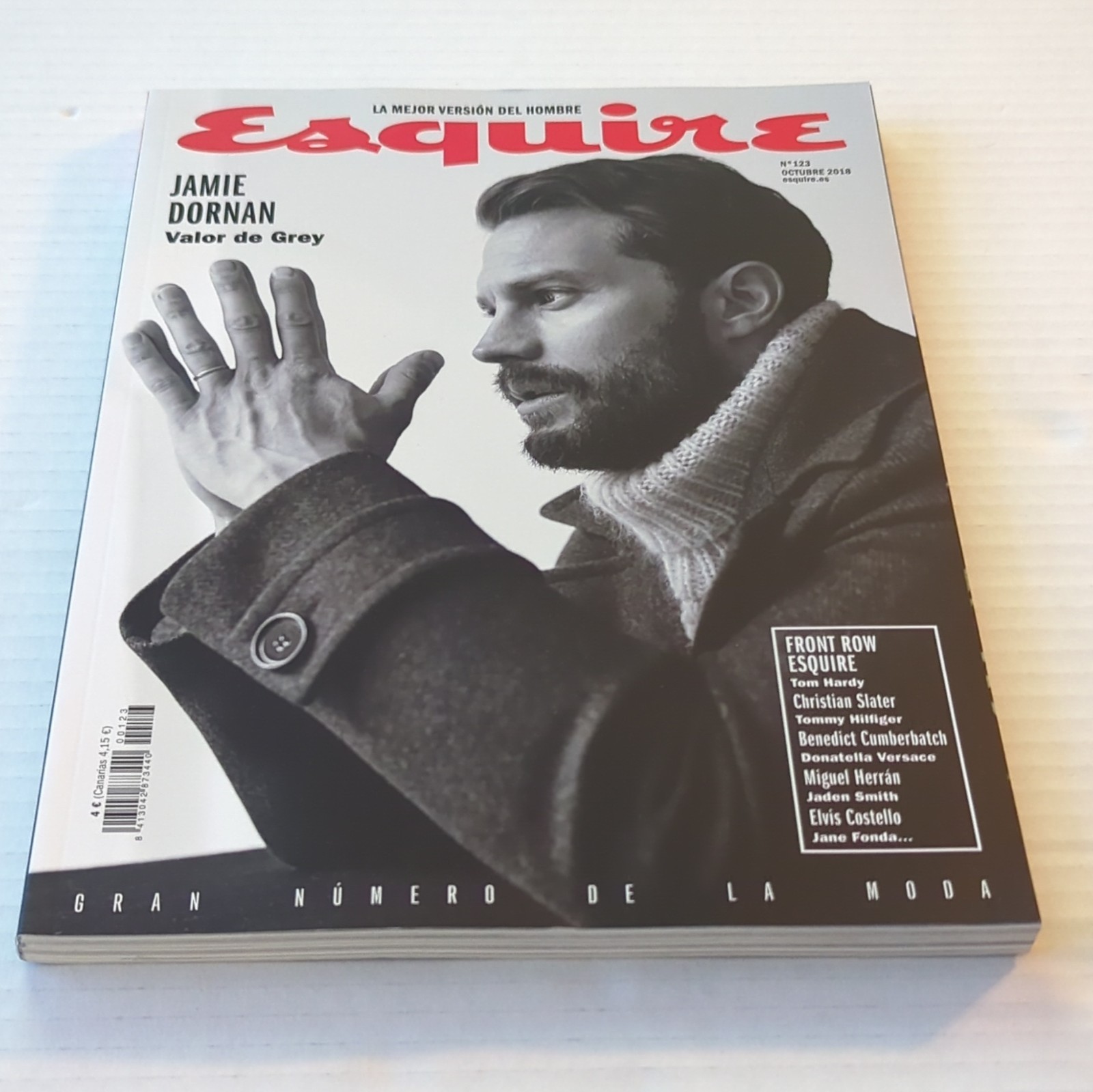 Esquire Magazine Issue 123 Oct 2018 Spanish Fashion Jamie Dornan