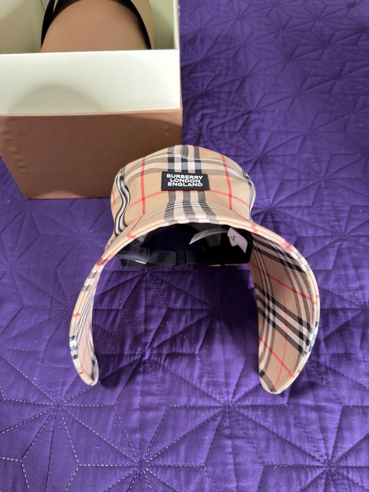 Sombrero BURBERRY, Nuevo en su caja original, Talla L Foto 2 de 4