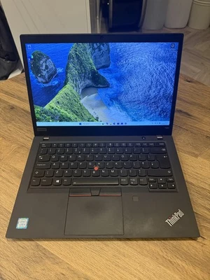 Lenovo ThinkPad T490 · i5-8265U · 16GB · 256GB
