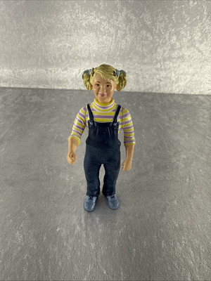 2001 Gertie Drew Barrymore Movie Action Figure E.T. Extra Terrestrial Collectors