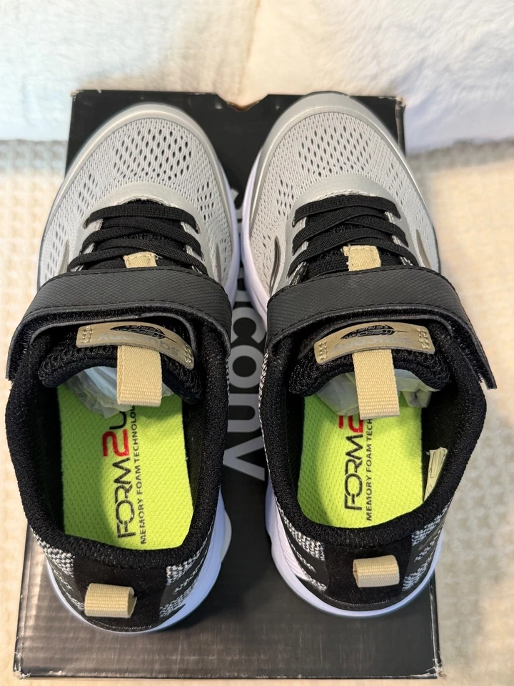 Saucony SY-LITEFORM MILES AC/S/BK - черный серебристо-серый - для мальчиков размер 2 Вт - Изображение 3 из 4