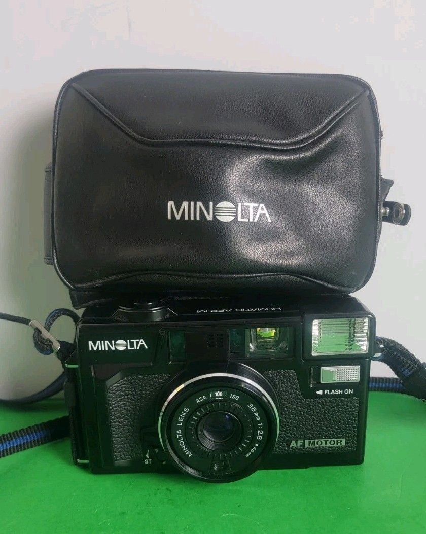 Minolta Hi-Matic AF2 vintage camera equipment - eBay listing photo 1