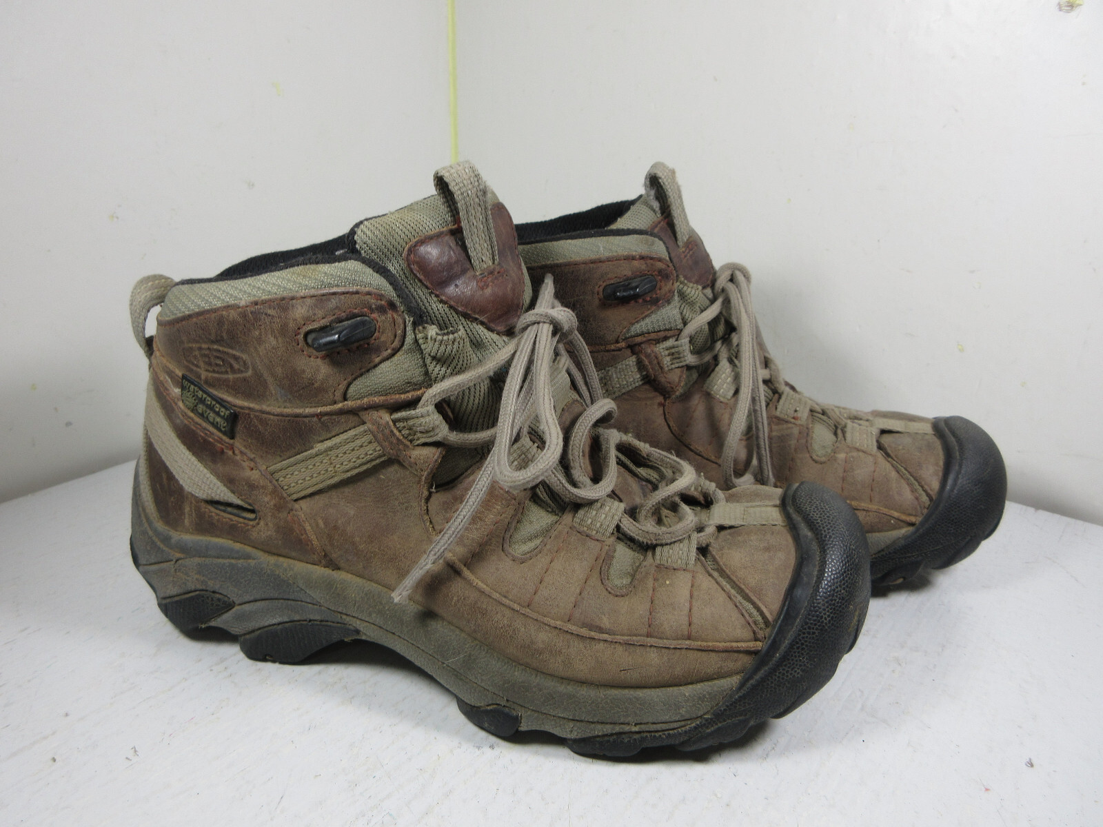 Scarpe da trekking Keen Targhee marroni in pelle stivaletti stringati taglia 7