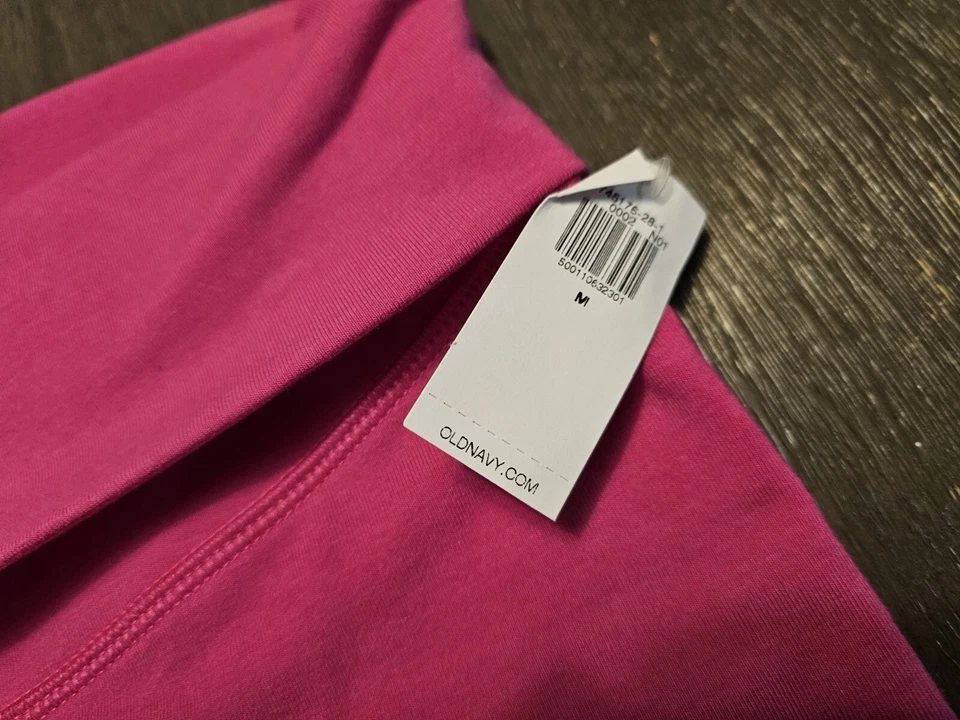 Old Navy Women's Maternity PowerChill Yoga Pants Size M NWT - Image 3 of 4