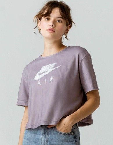 nike loose fit top