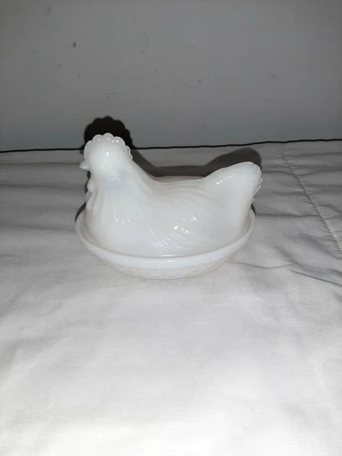 Vintage Milk Glass Chicken Hen Rooster Lid Nest Candy Dish