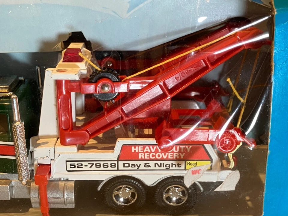 1983 MATCHBOX SUPERKINGS K-20 PETERBILT WRECK TRUCK - VGC / Boxed - Image 3 of 4