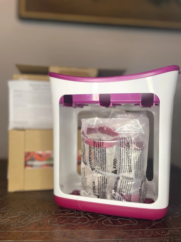 Sistema de alimentación Infantino recién exprimido con prensa y bolsas exprimidoras Foto 4 de 4
