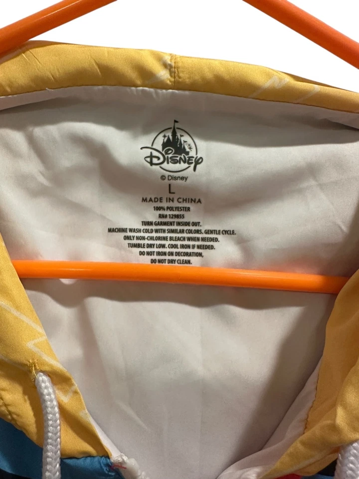 Cortavientos Hércules rojo, amarillo y azul Disney Foto 3 de 3
