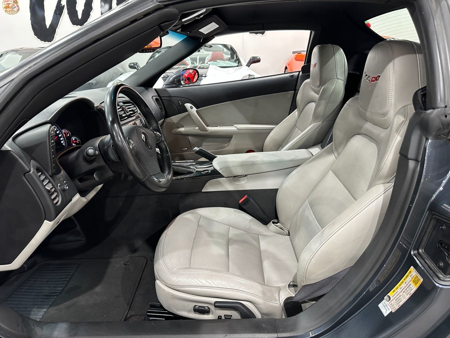 2013 Chevrolet Corvette GS CONV 3LT, NAV, Borla, Auto, Z06 Chromes, 37k!