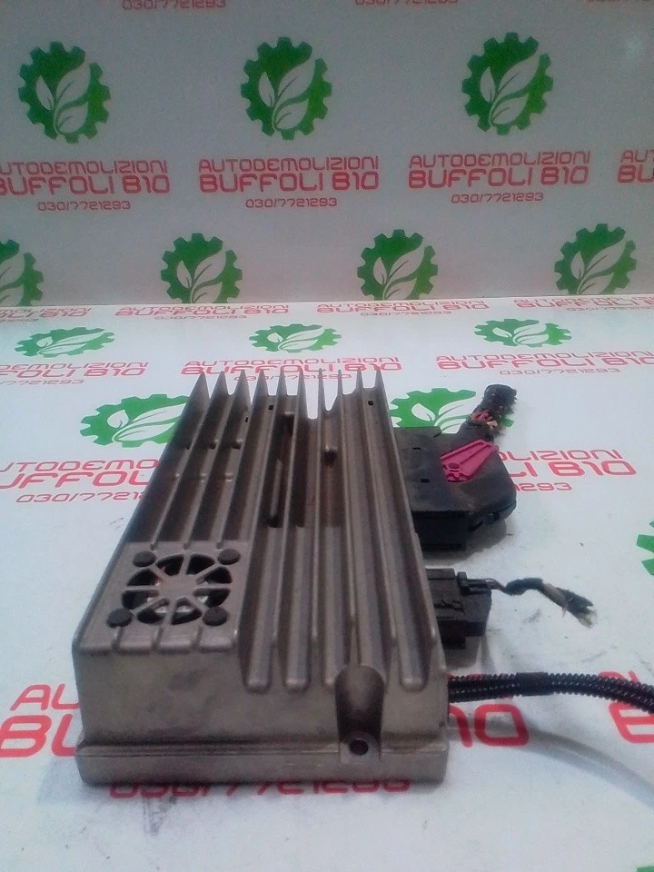 Audi A4 8K Allroad Amplificatore Soundsystem Bang Olufsen 8T0035223AN - Immagine 2 di 3