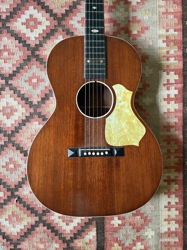 1934 Handmade Mahogany Guitar. Made By Darwin Cox. X BracedSimilar To Gibson L00
