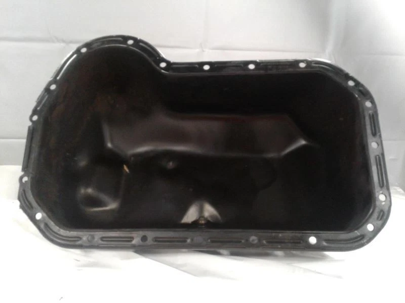 Cacerola de aceite convertible de 2,0 L para 94-02 Golf 1209704 Foto 2 de 3