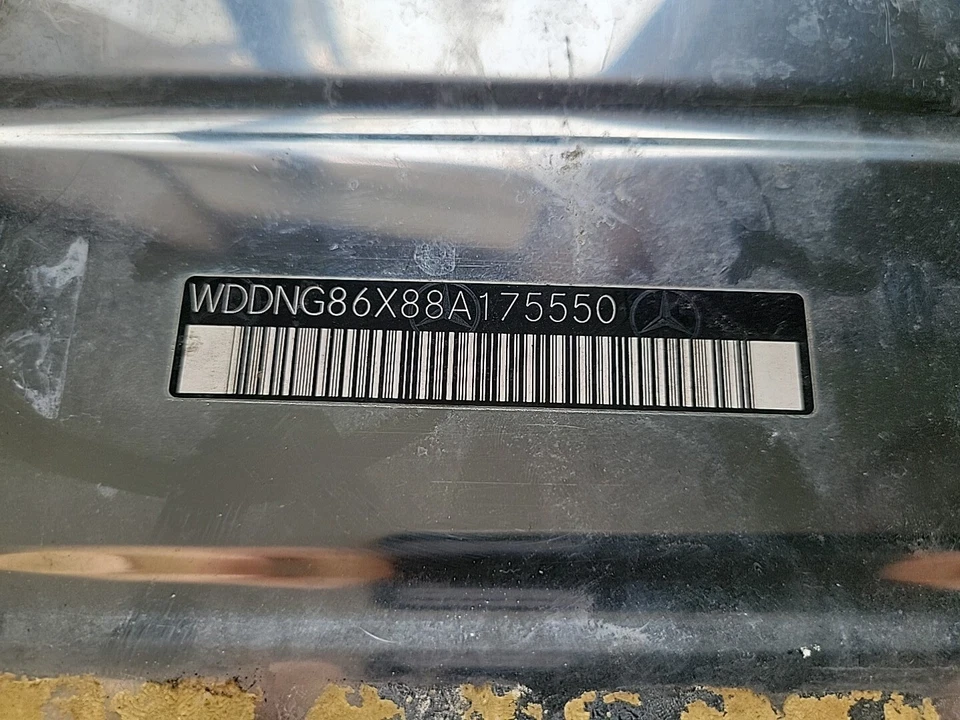 КРОНШТЕЙН ДЛЯ КРЕПЛЕНИЯ НОМЕРНОГО ЗНАКА КРЫШКИ БАГАЖНИКА MERCEDES-BENZ CLS500 2006 2011 W219 - Изображение 3 из 3