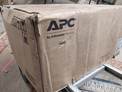 New Old Stock APC Smart-UPS 120V External Battery Pack SMX120BP ( NO Batteries)