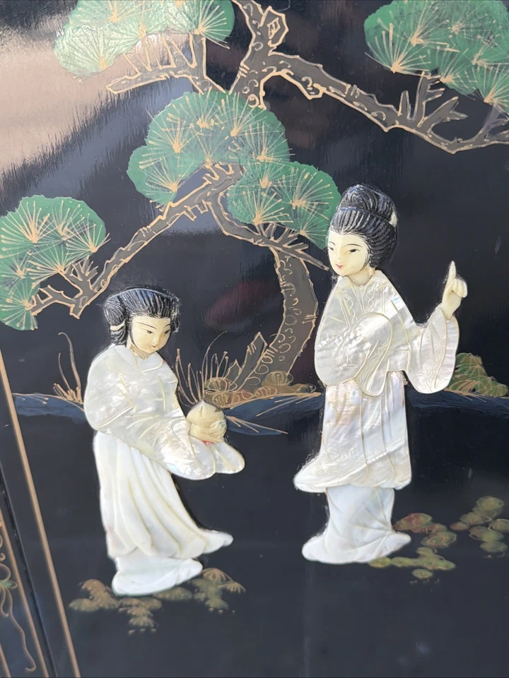 Armário vintage chinês chinoiserie laca preta e madrepérola pintado à mão - Imagem 3 de 4