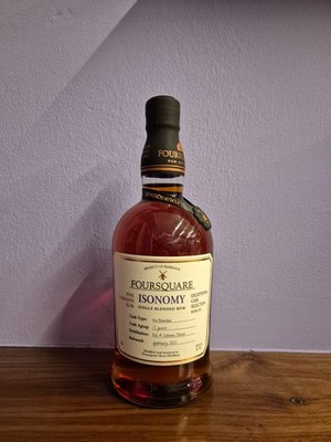 Foursquare Isonomy | 17 Jahre | Single Blended Rum | 58% | 0,7L | OVP