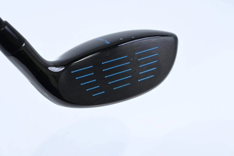 Left Hand Flex Cobra F-Max Superlite #4 Hybrid / 23 Degree / Ladies Flex Shaft - Image 4 of 4