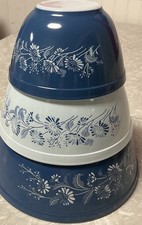 NR 3 Set Pyrex Blue White Colonial Mist Nesting Mixing Bowls 401 402 403 Vintage