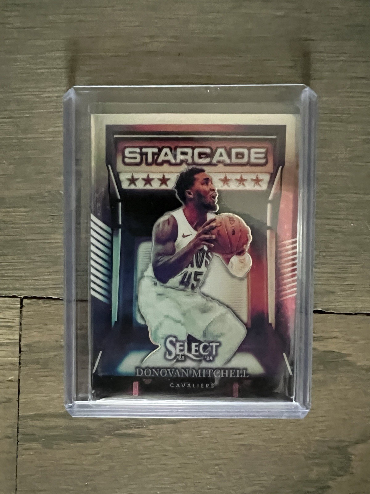 2023-24 Panini Select Donovan Mitchell Starcade Case Hit SSP Cleveland Cavaliers