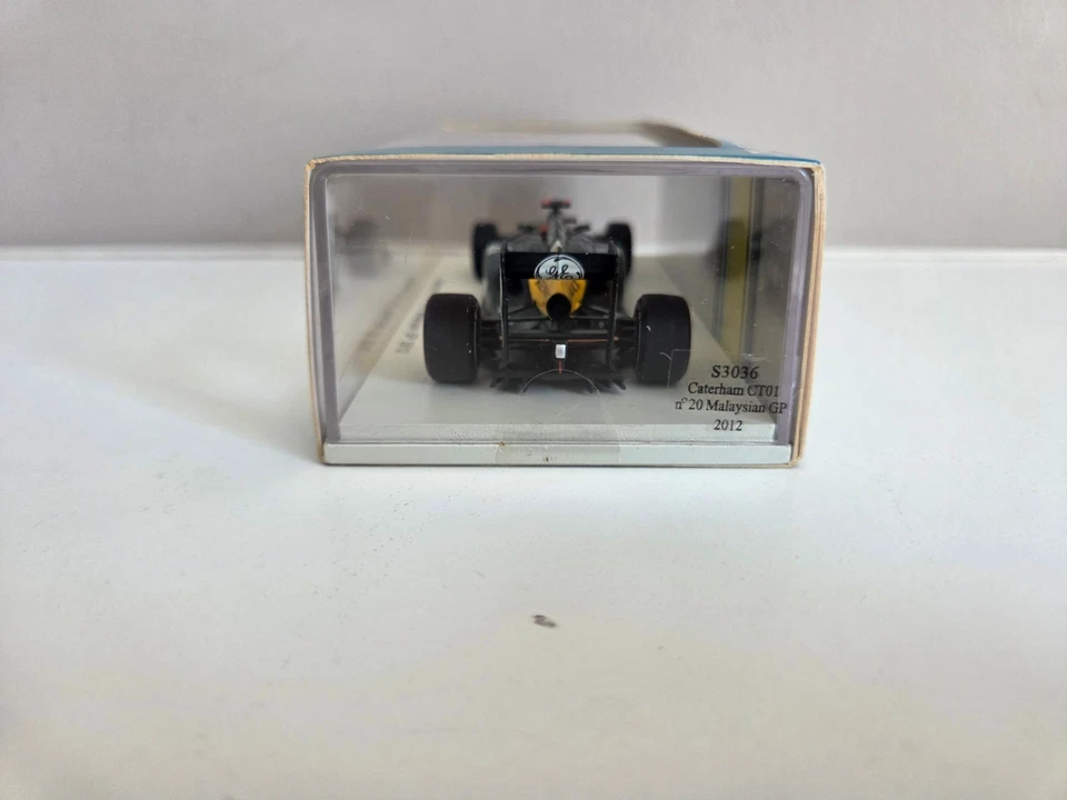 Spark 1/43 Caterham CT01 H. Kovalainen - Angry Birds, Malaysian Gp 2012 - S3036 - Immagine 3 di 4