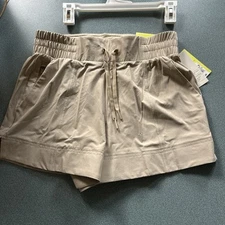 All In Motion Mid Rise, Woven Shorts, Small, Regular Quick, Dry Moisture Wicking