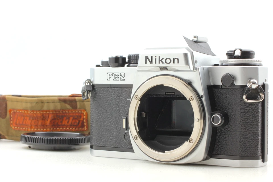 Cuerpo de cámara fotográfica Nikon FE2 plateada 35 mm SLR Honeycomb [correa COMO NUEVA] de JAPÓN Foto 2 de 4