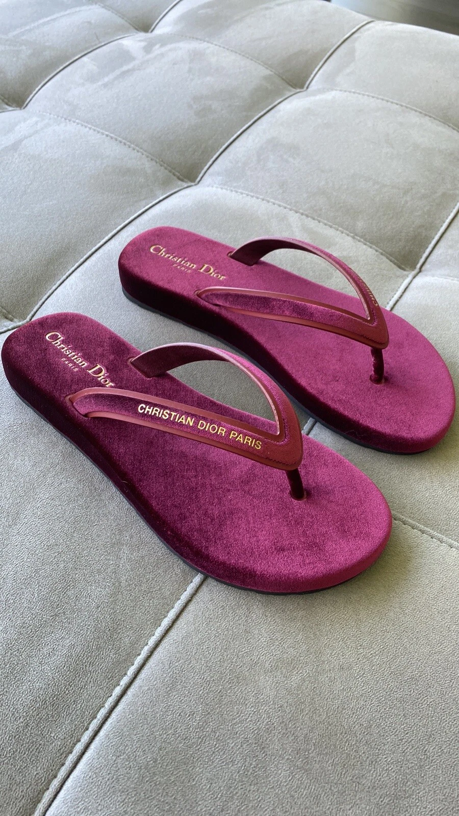 Tongs en velours Christian Dior neufs avec étiquettes