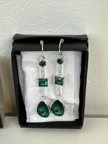 AVON Felita Statement Earrings-Faux Emerald in Silvertone w/ Rhinestones 2" L  - Picture 1 of 5
