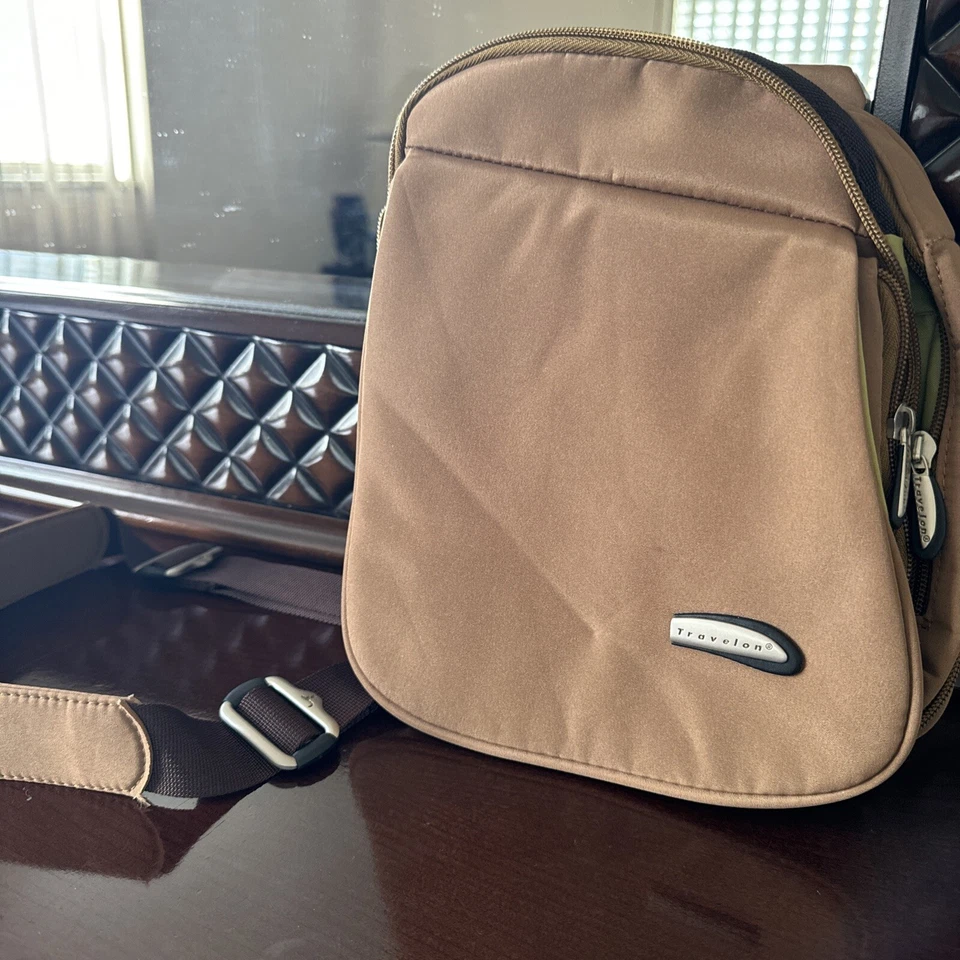Bolso de Hombro Travelon Mediano Marrón Bandolera Ajustable Expandible Unisex Foto 2 de 4