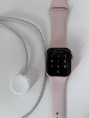 Apple Watch Series 6 40mm roségold mit Sandrosa Sportarmband