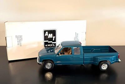 AMT Ertl 1995 Chevrolet C3500 Pickup Truck Teal Green Metallic