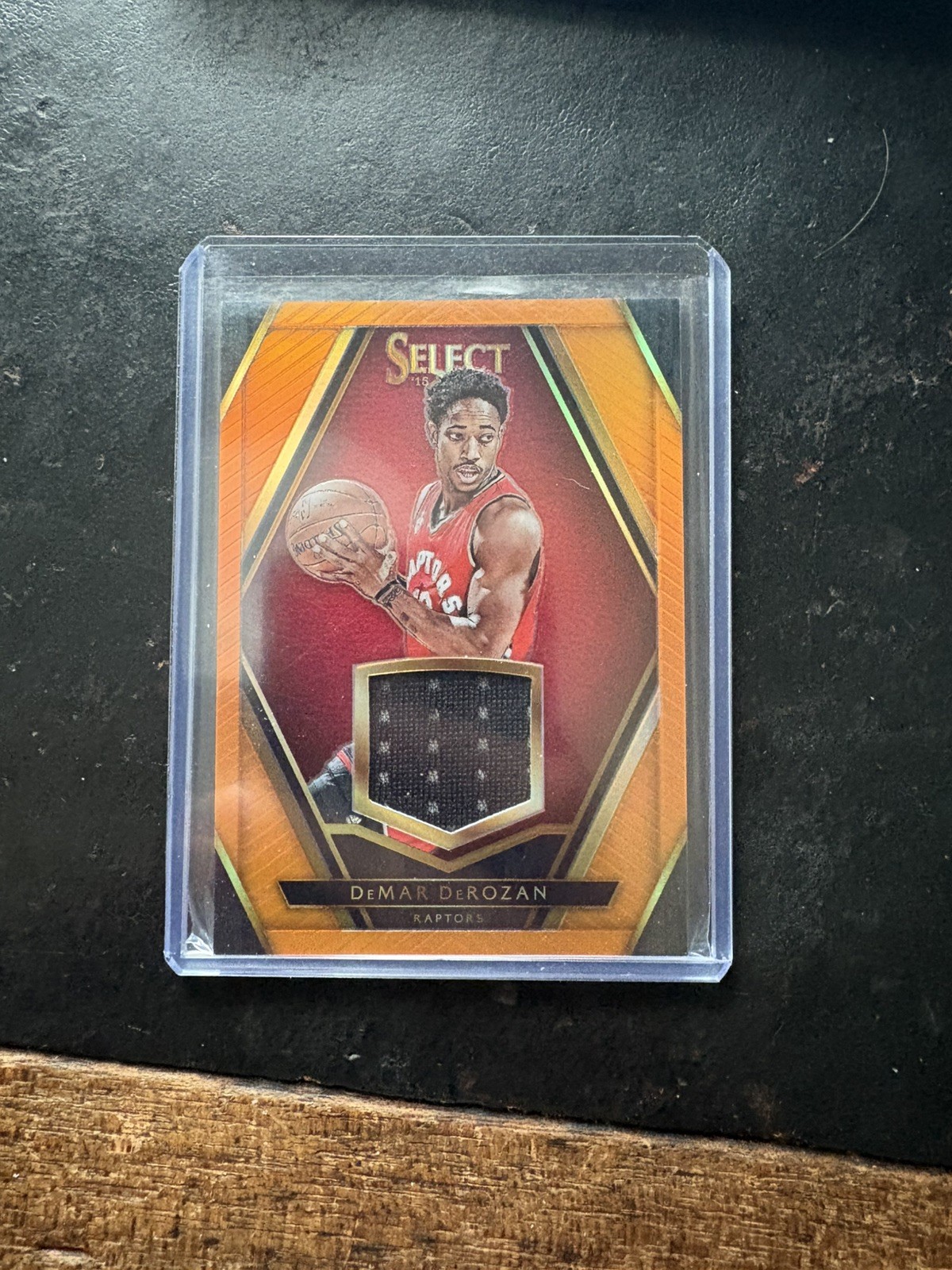 2015-16 Panini Select Basketball DeMar DeRozan Game Worn Patch Jersey /35 Relic