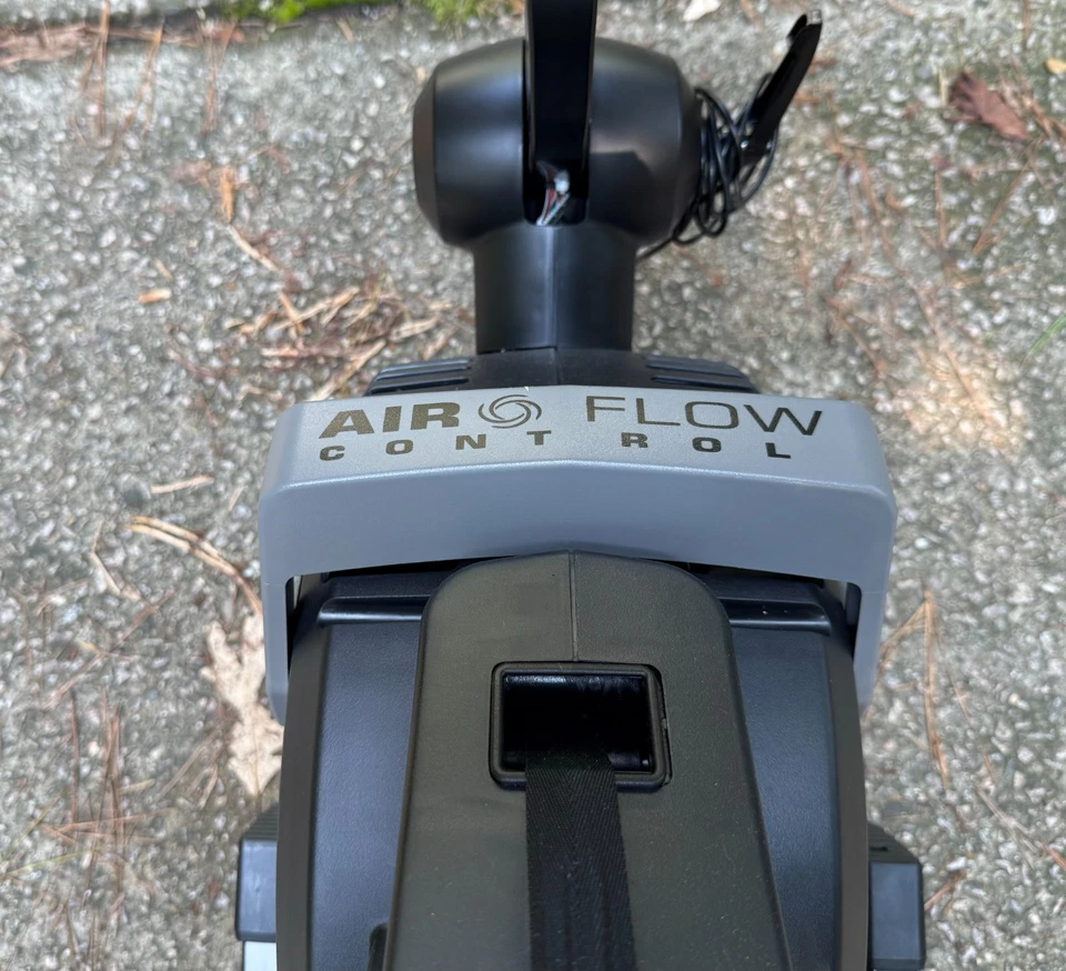 Máquina de remo RW600 Nordic Track Foto 4 de 4