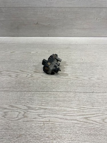 BMW 3 E92 E93 2011 Diesel 135kW Ladedrucksteller Stellmotor Turbolader 6NW010430