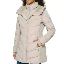Andrew Marc Womens White Chevron Quilted Hood...