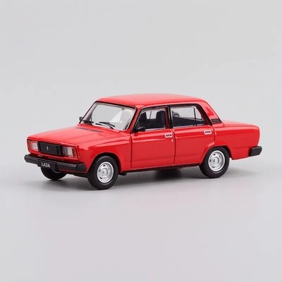 Perka 1:64 Red 1970 LADA 2105 Classic Vintage Model Diecast Metal Car