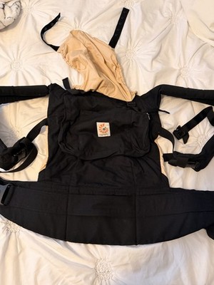 Ergobaby Baby Carrier Black Beige Cotton Adjustable Buckle Closure